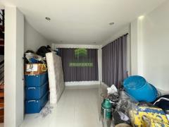 ขาย- ให้เช่า บ้านเดี่ยวติดถนนใหญ่ หมู่บ้านฉัตรหลวง14 รังสิต คลอง3 เนื้อที่ 59.90 ตร.ว ทำเลดี ใกล้รถไฟฟ้า-202504191635501745055350556.jpg