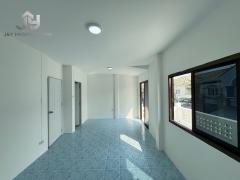 ขายบ้านทาวน์เฮ้าส์ 2 ชั้น #หมู่บ้านลัลลี่วิลล์1  พื้นที่ 19.5 ตรว.-202504201723131745144593562.jpeg