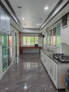ให้เช่าบ้านเดียว 3 ห้องนอน 2 ห้องน้ำ อำเภอศรีประจันต์ จังหวัดสุพรรณบุรี ติดต่อ k.จีน โทร/line id 0869220218-202504210043551745171035067.jpg