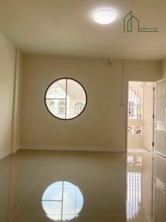 ทาวน์เฮาส์ 2 ชั้น บ้านเสนาวิลล่า9 คู้บอน27 รามอินทรา ใกล้แฟชั่นไอส์แลนด์ -202504211456441745222204761.jpg