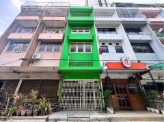 ให้เช่าอาคารพานิชย์ 4.5 ชั้น ตรงข้ามบิ๊กซีอ่อนนุช ติดถนนสุขุมวิท 77 (N.1680)