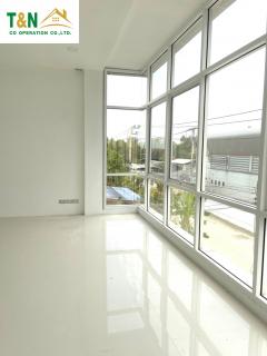 ขาย โกดัง พร้อมสำนักงาน 3 ชั้น พร้อมที่ดินเปล่า เทพกุญชร 45 -202504221504251745309065195.jpg
