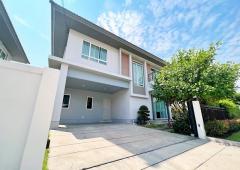 รหัสC6766 ให้เช่าบ้านเดี่ยว 2ชั้น พร้อมเข้าอยู่ หมู่บ้านไลฟ์ บางกอก บูเลอวาร์ด รังสิต 