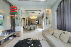 บ้านเดี่ยว หมู่บ้าน แกรนด์คาแนล ดอนเมือง หลังมุม เนื้อที่ 139.6 ตรว. ถนนวิภาวดี-รังสิต แขวงสีกัน เขตดอนเมือง กรุงเทพมหานคร-202504241724001745490240422.jpg