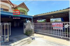  ทาวน์เฮาส์ หมู่บ้าน วโรชา โครงการ 4 หลังริม เนื้อที่ 28 ตรว. ถนนเทพารักษ์ คลองด่าน-บางพลี ต.บางเสาธง อ.บางเสาธง จ.สมุทรปราการ