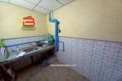  ทาวน์เฮาส์ หมู่บ้าน วโรชา โครงการ 4 หลังริม เนื้อที่ 28 ตรว. ถนนเทพารักษ์ คลองด่าน-บางพลี ต.บางเสาธง อ.บางเสาธง จ.สมุทรปราการ-202504251826171745580377569.jpg