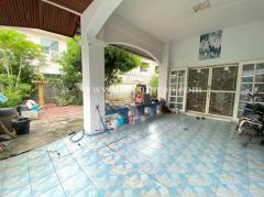 ทาวน์เฮ้าส์ หมู่บ้าน มนวดี กรีน พาร์ค ถนนบ้านกล้วย-ไทรน้อย-202504281700061745834406578.jpg