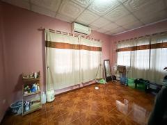 ลดราคาถูกมาก !! หมู่บ้านซอยบางศรีเมือง11 บางศรีเมือง - พระราม5 หน้้าบ้านกว้าง 10 เมตร (ขนาด 25 ตร.ว.) หน้าบ้านไม่ชนใคร-202504282221051745853665421.jpg