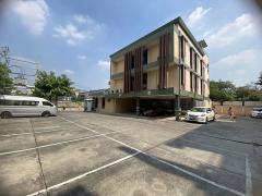 BH3554 ให้เช่าอาคารสำนักงาน 3 ชั้น ขนาดใหญ่ ตกแต่งพร้อมใช้งาน ใกล้สนามบินดอนเมือง ซอยประชาอุทิศ 15