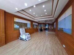 ขายอาคารพาณิชย์ 5 คูหา 3 ชั้น ใจกลางตัวเมืองบุรีรัมย์ แบ่งซื้อได้ ใกล้มหาวิทยาลัยราชภัฏบุรีรัมย์-202504291116321745900192855.jpg