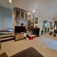 ขายทาวน์โฮม 3 ชั้น หมู่บ้าน พาทิโอ ศรีนครินทร์-พระราม 9 พร้อมอยู่ (N.1692)-202504291415481745910948847.jpg