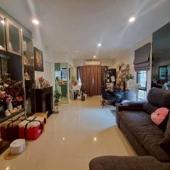 ขายทาวน์โฮม 3 ชั้น หมู่บ้าน พาทิโอ ศรีนครินทร์-พระราม 9 พร้อมอยู่ (N.1692)-202504291415491745910949454.jpg