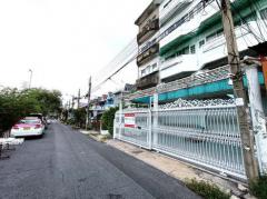 ขายตึกแถว 5 ชั้น 2 คูหา ทำเลทอง พหลโยธิน 75 ใกล้รถไฟฟ้า-สนามบินดอนเมือง -202504291641481745919708570.jpg