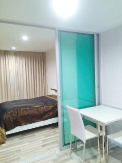 เดอะคิวบ์ แจ้งวัฒนะ MRT หลักสี่ 900 ม.ให้เช่าคอนโด ชั้น8 28 ตร.ม.รร.นานาชาติฮาร์โรว์ กรุงเทพ 2.9 กม.มีเฟอร์ เครื่องใช้ไฟฟ้าครบ 1 นอน 