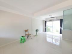 ขายถูกทาวน์โฮม Indy ปิ่นเกล้า - สิรินธร ( ติดสวน ) ซ. บางกรวย-ไทรน้อย 26 ( วัดโคนอน )-202504301129241745987364329.jpg