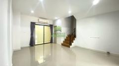 ขายทาวน์โฮม 2 ชั้น สไตล์โมเดิร์นลอท์ฟ ม.เวิร์ฟติวานนท์ รังสิต เนื้อที่ 17.80 ตร.ว แต่งครบ สวย ทำเลดี ติดรถไฟฟ้า-202504301536561746002216470.jpg