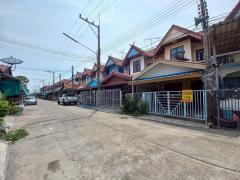 ขายบ้าน 2 ชั้น หมู่บ้านกานต์การ์เด้นวิลล่า ตำบลหน้าไม้ อำเภอลาดหลุมแก้ว จังหวัดปทุมธานี-202505011050101746071410069.jpg