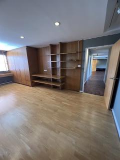 ให้เช่าคอนโดห้องใหญ่ โปโล เรสซิเดนซ์ - 200 ตรม. ชั้น 5 ห้องมุม วิวโปโลคลับ**Fully Furnished**-202505021327391746167259764.jpg