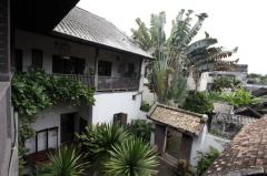 ขายที่ดิน 96.2 ตร.วา พร้อมสิ่งปลูกสร้าง เป็น Shop House สไตล์จีน-โปรตุเกส อายุ 150 ปี ประเมิณค่าไม่ได้ ถนนเจริญราษฎร์ เลียบแม่น้ำปิง ย่านวัดเกต ใจกลางเมืองเชียงใหม่ แหล่งนักท่องเที่ยว ใกล้ตลาดวโรรส-202505021428341746170914897.jpg
