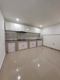 ขายด่วนทาวน์เฮ้าส์ รีโนเวทใหม่ ถนนรามคำแหง 118 ใกล้กาญนาภิเษก (N.1702)-202505021707521746180472065.jpg