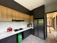 ให้เช่าบ้านเดี่ยว Super Luxury ติดทะเลสาบ โครงการ Lake Legend แจ้งวัฒนะ-202505021747291746182849120.jpg