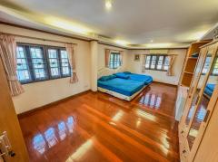 RM164  ขาย-เช่าบ้านเดี่ยวและโกดัง ถ.รามอินทรา ตรงข้ามแฟชั่นไอซ์แลนด์ หลังใหญ่ 5 นอน 4 น้ำ-202505021855301746186930906.jpg