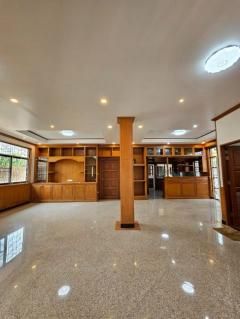 RM169 ให้เช่าบ้านเดี่ยว 3 ชั้น ลาดพร้าว 93 หลังใหญ่ เหมาะพักอาศัยและสำหรับทำออฟฟิศ  สำนักงาน สตูดิโอไลฟ์สด สามารถจดทะเบียนได้-202505022334161746203656611.jpg