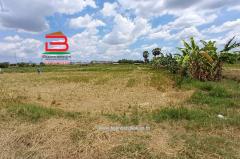  ที่ดินเปล่า ถนนปทุมธานี-บางปะหัน (347) เนื้อที่ 2-2-0 ไร่ ใกล้ตลาดพูนทรัพย์ ถนนปทุมธานี-บางปะหัน (347) ตำบลเชียงรากใหญ่ อำเภอสามโคก จังหวัดปทุมธานี-202505031751101746269470710.jpg