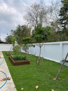 ขายบ้านบิ้วอินพร้อมอยู่เฟอร์นิเจอร์ครบเนื้อที่ 366 ตรว. 3ห้องนอน สายบ้านหลังถ้ำ-บ้านทาม ใกล้นิคม304-9กม. อ.ศรีมหาโพธิ ปราจีนบุรี-202505051432061746430326748.jpg