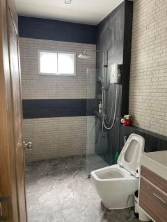 ขายบ้านบิ้วอินพร้อมอยู่เฟอร์นิเจอร์ครบเนื้อที่ 366 ตรว. 3ห้องนอน สายบ้านหลังถ้ำ-บ้านทาม ใกล้นิคม304-9กม. อ.ศรีมหาโพธิ ปราจีนบุรี-202505051432151746430335855.jpg