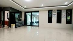 ขายบ้านเดียว-3ชั้น-176-วา-รามอินทรา65-แย