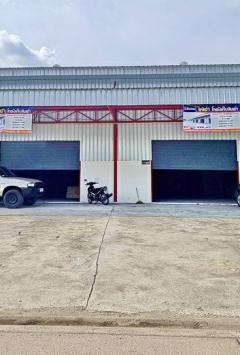 เหลือ หลังสุดท้าย โกดัง  โรบินสัน ทางด่วนศรีสมาน 90บาทต่อตรม. นานาชาติ ฮาร์โรว์ กรุงเทพฯ 200 ตรม.วัดสีกัน ดอนเมือง 