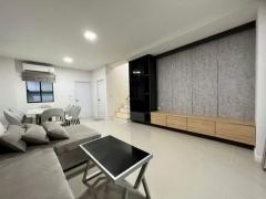 [ให้เช่า] FOR RENT THE CONNECT UP3 LADPRAO 126 / 3 bedrooms 3 bathrooms / 32 Sqw. 165 Sqm. **51,000** CLOSE TO SKYTRAIN MRT MAHAT THAI-202505060935221746498922842.jpg