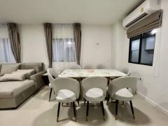 [ให้เช่า] FOR RENT THE CONNECT UP3 LADPRAO 126 / 3 bedrooms 3 bathrooms / 32 Sqw. 165 Sqm. **51,000** CLOSE TO SKYTRAIN MRT MAHAT THAI-202505060935271746498927155.jpg