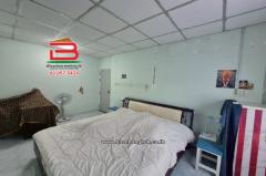 ทาวน์เฮาส์ หมู่บ้าน บัวทองธานี พาร์ค เนื้อที่ 21 ตรว. ตรงข้ามตลาดสมบัตรบุรี ถนนกาญจนาภิเษก ตำบลบางบัวทอง อำเภอบางบัวทอง จังหวัดนนทบุรี-202505071427081746602828882.jpg