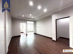ทาวน์โฮม 3 ชั้น เดอะบริติช สาทร-กัลปพฤกษ์ (The British Sathorn-Kallaprapruk) รีโนเวทใหม่-202505081226271746681987028.jpg