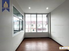 ทาวน์โฮม 3 ชั้น เดอะบริติช สาทร-กัลปพฤกษ์ (The British Sathorn-Kallaprapruk) รีโนเวทใหม่-202505081226271746681987652.jpg