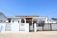 บ้านสร้างใหม่ ทำเลดี ใกล้ตลาด ต.หางดง  อ.หางดง  จ.เชียงใหม่