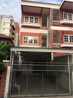 ให้เช่าทาวน์โฮม-3-ชั้น-4-ห้องนอน-ลาดพร