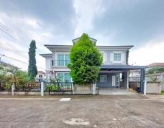 บ้าน โกลเด้น นีโอ สาทร ขนาด 0 Rai 0 ngan 55 SQ.WA 13900000 B.   NICE!
