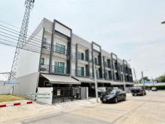 ขายทาวน์โฮม-3-ชั้น-โครงการบ้านกลางเม