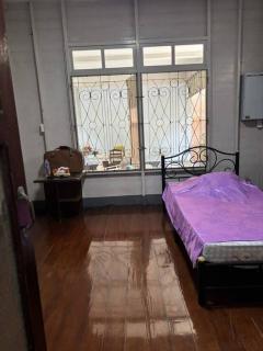 ขายที่ดินพร้อมบ้าน ติดถนนซอยเจริญนคร 78 ขนาด 256.4 ตารางวา สนใจติดต่อ 0858289454-202505101336581746859018703.jpg