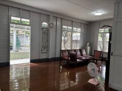 ขายที่ดินพร้อมบ้าน ติดถนนซอยเจริญนคร 78 ขนาด 256.4 ตารางวา สนใจติดต่อ 0858289454-202505101337091746859029561.jpg