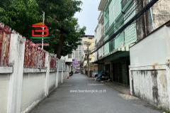  ที่ดิน ซอยสีลม 11 เนื้อที่ 230 ตรว. ใกล้มูลนิธิตระกูลหว่อง ถนนสีลม แขวงสาทร เขตบางรัก กรุงเทพมหานคร-202505101520051746865205739.jpg