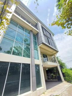 ให้เช่า โฮมออฟฟิศ 4 ชั้น ห้องมุม ถนนรามอินทรา ใกล้แฟชั่นไอแลนส์ MRTวงแหวนรามอินทรา สามารถจดทะเบียนบริษัทได้-202505111119381746937178370.jpg