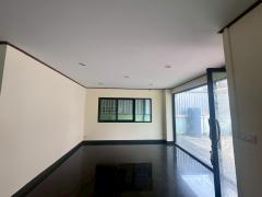 ให้เช่าบ้านเดี่ยว พาร์คเวย์ | ติด MRT น้อมเกล้า | พื้นที่ 65 ตร.วา พร้อมเข้าอยู่ บ้านเดี่ยว 2 ชั้น ทำเลรามคำแหง–ราษฎร์พัฒนา เดินทางสะดวก-202505111313451746944025057.jpg