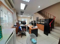 โฮมออฟฟิศ 4 ชั้น หมู่บ้านฉัตรหลวง 9 ถนนรังสิต-ปทุมธานี-202505121156331747025793347.jpg