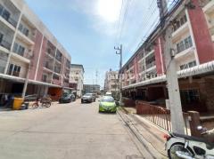 โฮมออฟฟิศ 4 ชั้น หมู่บ้านฉัตรหลวง 9 ถนนรังสิต-ปทุมธานี-202505121158001747025880101.jpg
