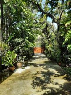บ้านเดี่ยวเนื้อที่ 446 ตรว. ใจกลางเมือง เหมาะสำหรับลงทุน-202505121530441747038644739.jpg