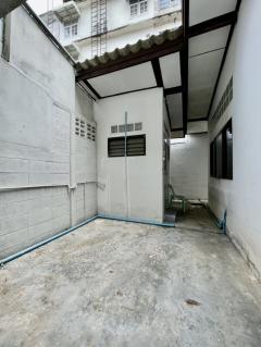 เช่าด่วน!! ทาวน์เฮาส์ หมู่บ้านอมรพันธ์ 12 - 32 ตร.ว. 200 ตรม. *ใกล้ BTS สายหยุดเพียง 200 เมตร-202505131350461747119046042.jpg
